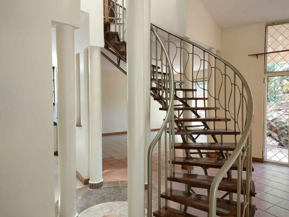 imgi_18_WhatsApp-Image-2022-01-17-at-12.52.20-PM 4 Bedroom Villa For Sale in Kilimani