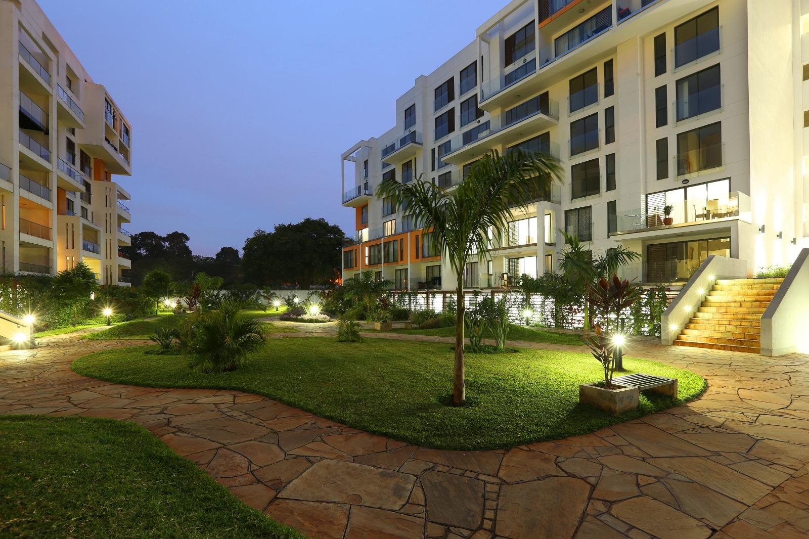 3 and 4 Bedroom Apartment For Sale near Thome Estate, Nairobi